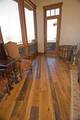 Skip-Planed Oak Floor / 30% Skip, 70% Smooth