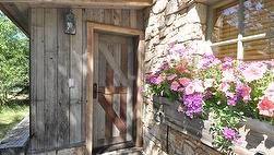 Antique Barnwood Siding - Gray Rough
