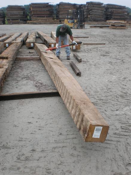 Oak HH Timber Rafter 8x16 taper to 8x10 (23' long) / Barcode 108937