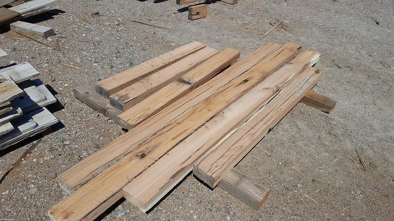 4x6 RubyOak Rustic Circle-Sawn for Rafter Tails
