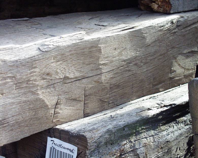Hand Hewn oak timbers / 7x7x9-11 & 8x8x9-11 sizes
