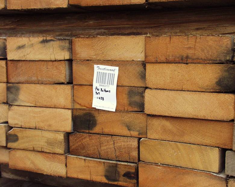 Picklewood bottom lumber / 3x9-11