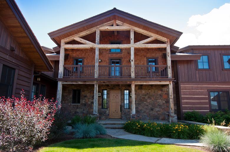 Photo 32386 HandHewn Timbers & Fireplace Mantel Driggs, Idaho