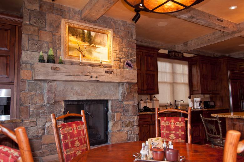 Photo 32386 HandHewn Timbers & Fireplace Mantel Driggs, Idaho