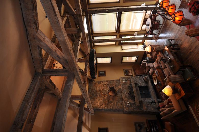 Photo 32386 HandHewn Timbers & Fireplace Mantel Driggs, Idaho