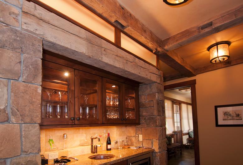 Photo 32386 HandHewn Timbers & Fireplace Mantel Driggs, Idaho