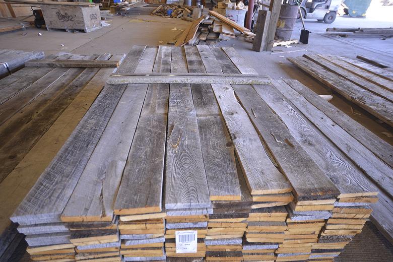 1 x 6 Gray Barnwood (Likely use this for 1 x 4 also)