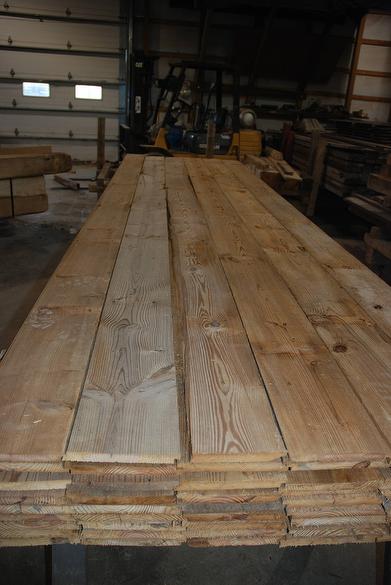 Pine Shiplap with Great Lengths