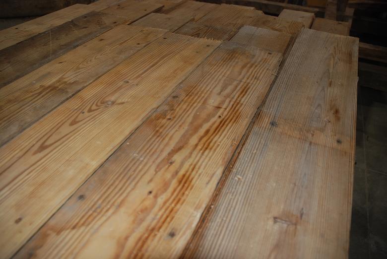 Pine Shiplap with Great Lengths