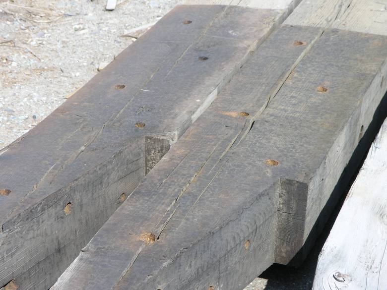 10x16 dry dock timbers / Notches