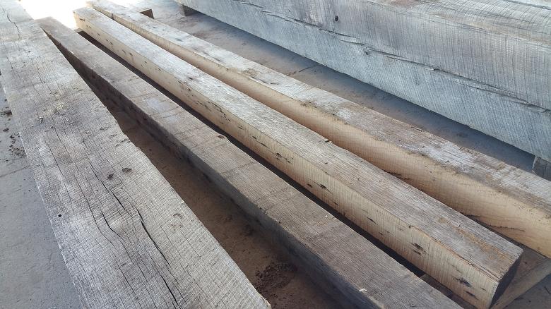 4x4 Weathered Oak Timbers (White Oak visual)