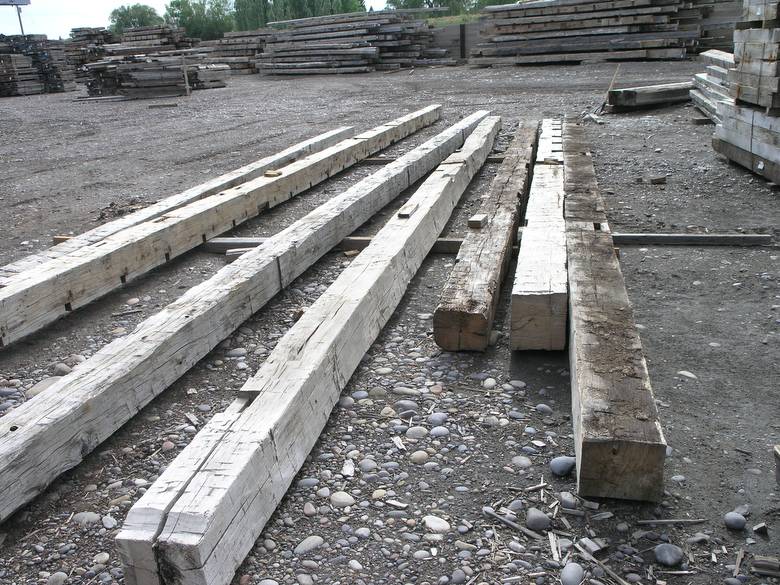 Oak Hand Hewn Timbers / long hand hewn timbers