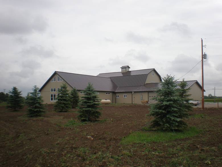 Standard Frame with Gambrel in back