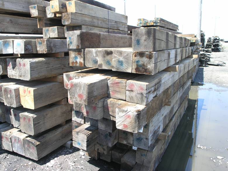 8 x 8 PW Weathered #2 Grade / Graded #2 8 x 8 timbers