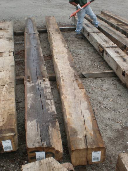 Oak Hand Hewn Timber 8x12 x 19' / Barcode 108950