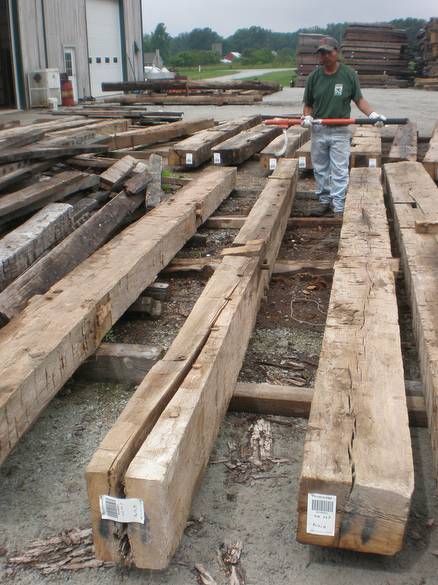 Oak Hand Hewn Timber 8x12 x 19' / Barcode 108943