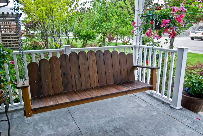 Redwood Swinging Chair / Redwood Chair