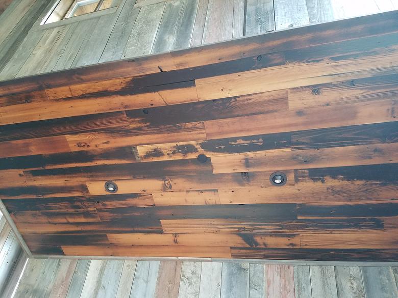 planed Barnwood celing