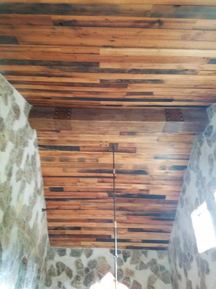 planed Barnwood celing