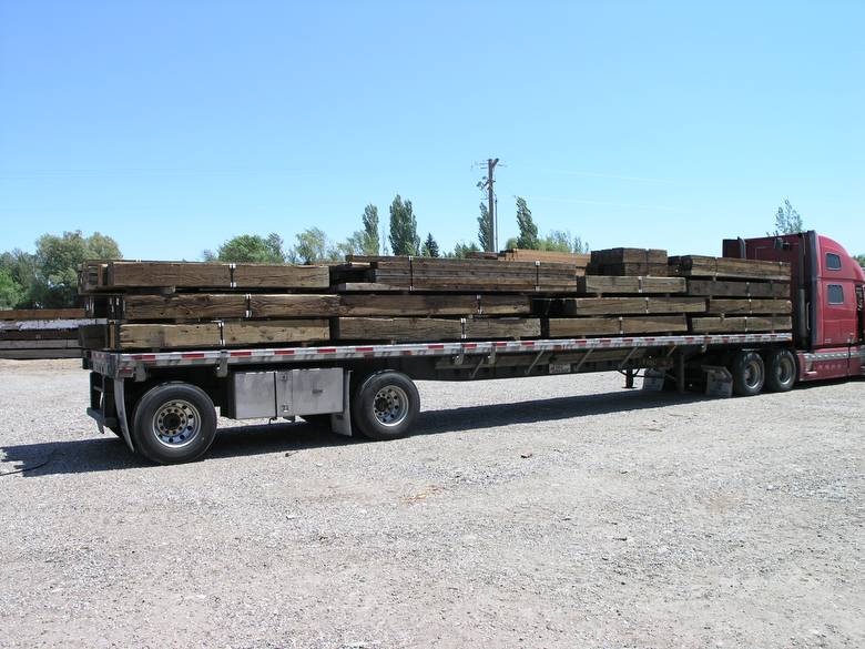 Pressure washed and resawn timber load for custome / DF and weathered timber load