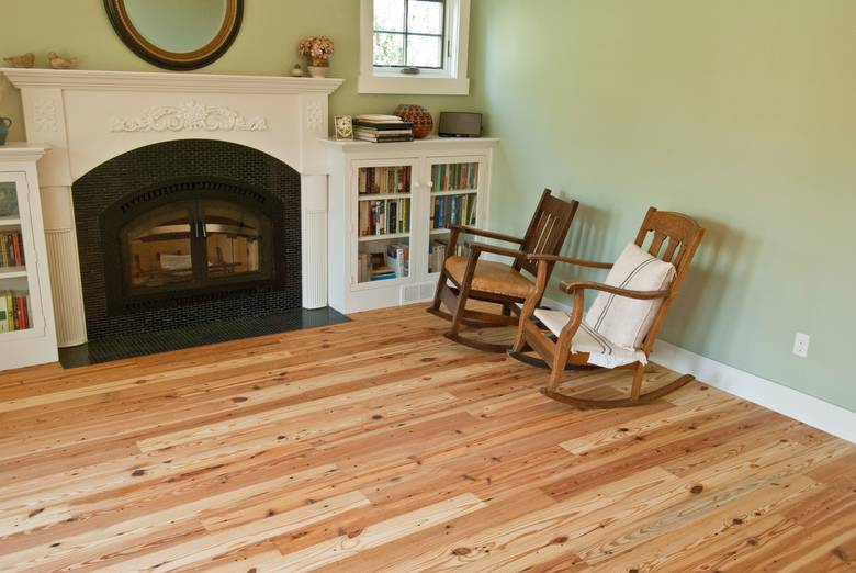 Spiegel's Southern Yellow Pine Flooring / 4 3/4