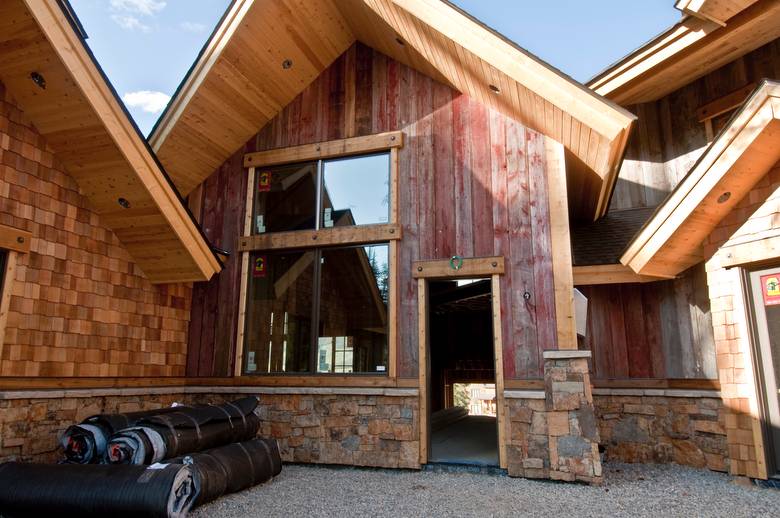 Exterior Red/Gray Barnwood Siding