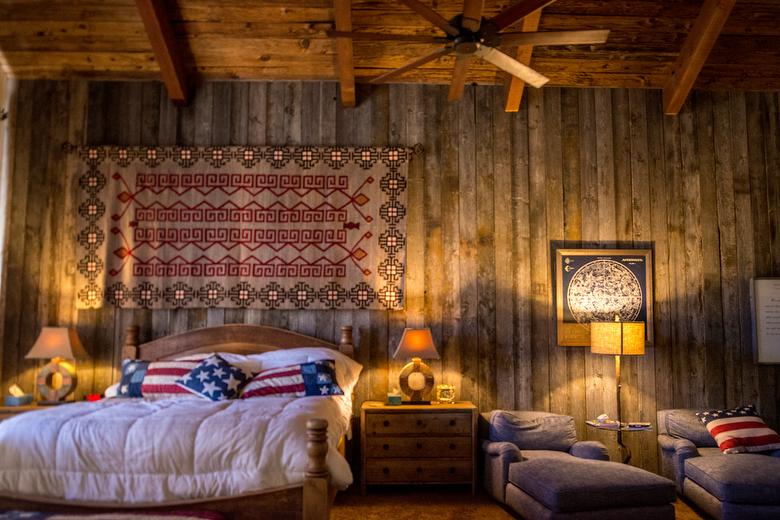 Gray Barnwood and Mushroomwood Ceiling