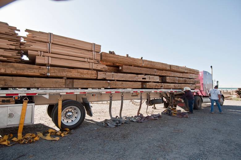 Mixed Hardwood Hewn Timbers / Mixed Hardwood Hewn Timbers