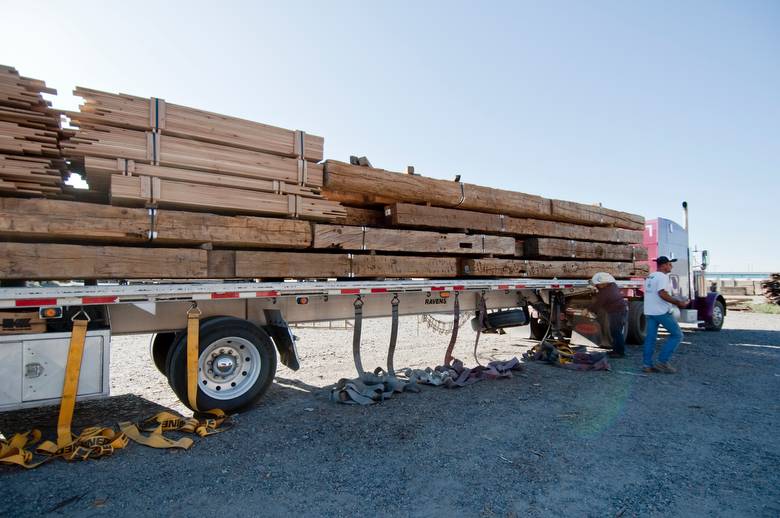 Mixed Hardwood Hewn Load  / MIxed Hardwood Hewn Load