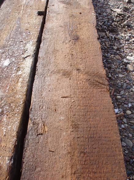 3x10 Rough Joist Close-Up / This photo shows the texture of this product.  Note the frost/snow on edges.