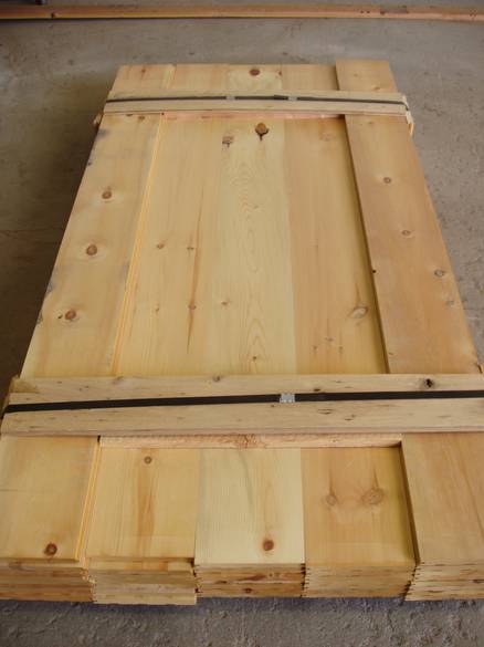Lake Sinker Logs White/Red Pine Flooring