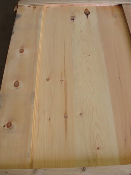 Lake Sinker Logs White/Red Pine Flooring