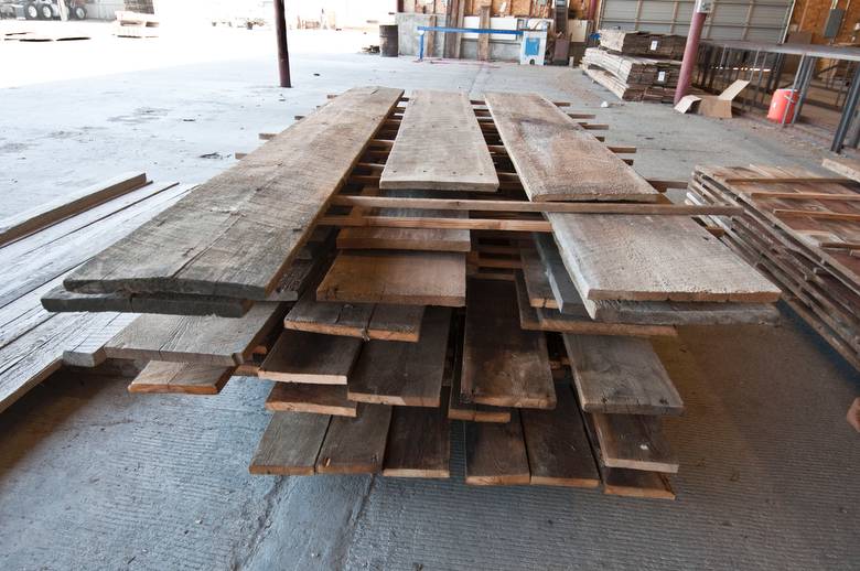 1 x Ran x 6' Barnwood (Note various widths)