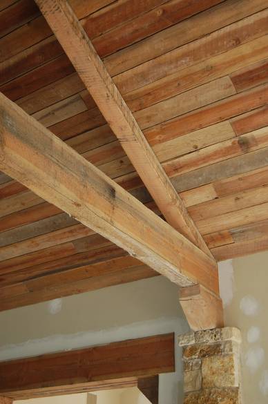 TWII Timber Trusses and TWII Resawn Slab Ceiling