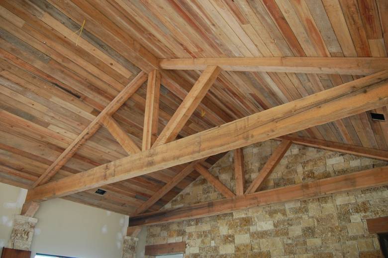 TWII Timber Trusses and TWII Resawn Slab Ceiling