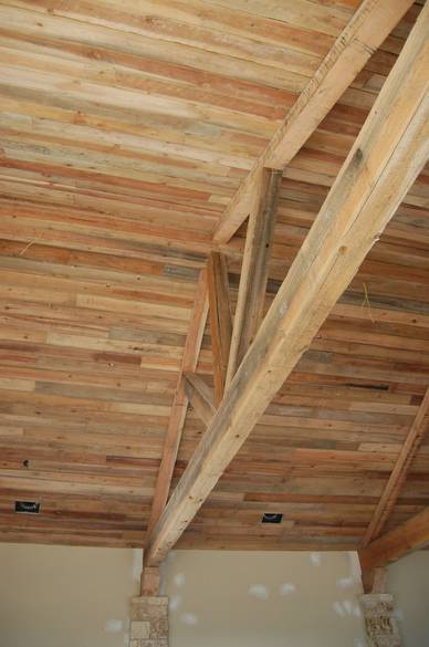 TWII Timber Trusses and TWII Resawn Slab Ceiling