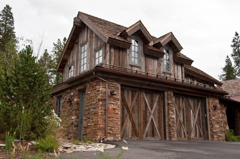 Antique Mixed Gray and Brown Barnwood Siding