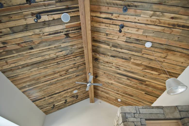 5" t & g barnwood sk-pl ceiling.