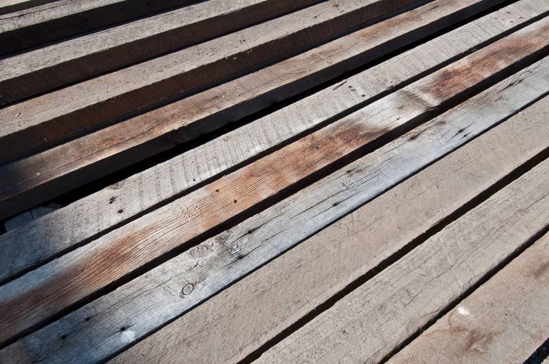 2 x 4 Brown/Gray Barnwood; Close-up