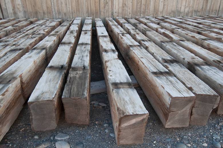 10x14 Willamette Weathered DF Timbers
