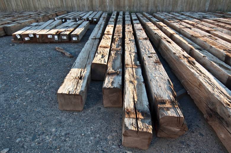 10x12 Willamette Weathered DF Timbers