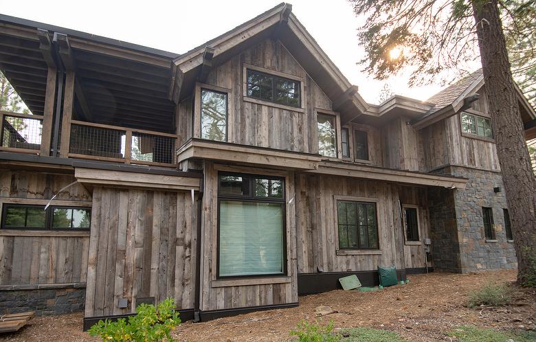 WeatheredBlend Gray Siding