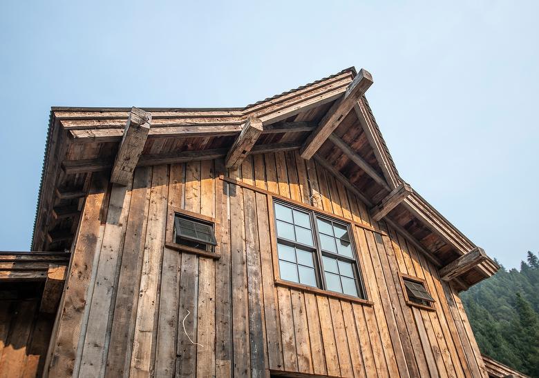 WeatheredBlend Brown Barnwood and Hand-Hewn Timbers