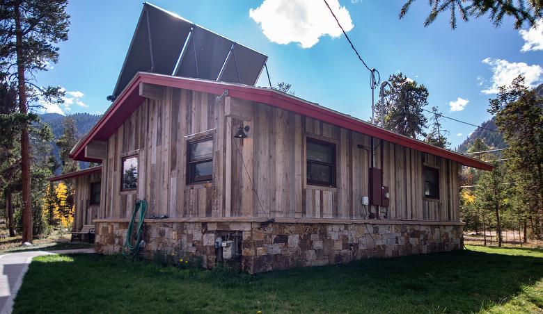 WeatheredBlend Board to Board Siding