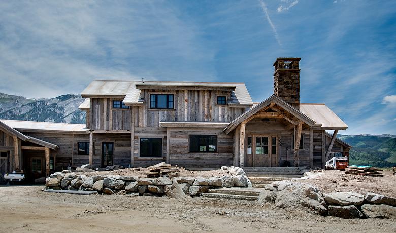 WeatheredBlend Barnwood Siding, NatureAged Trim 