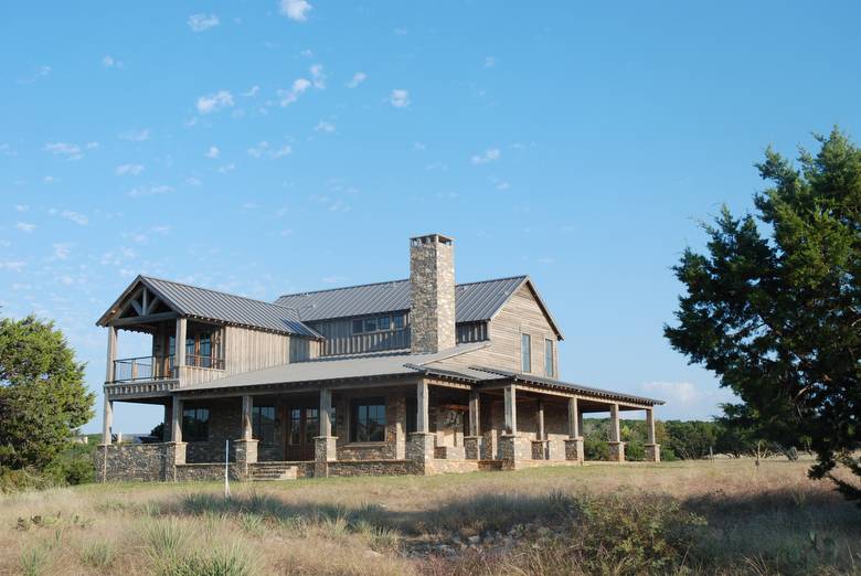 TWII Weathered Timbers, Barnwood Rafters and Coverboard Siding