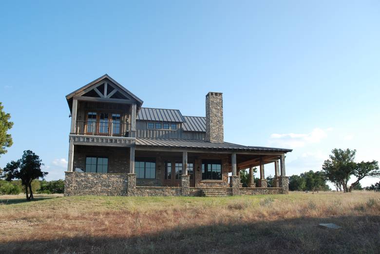 TWII Weathered Timbers, Barnwood Rafters and Coverboard Siding