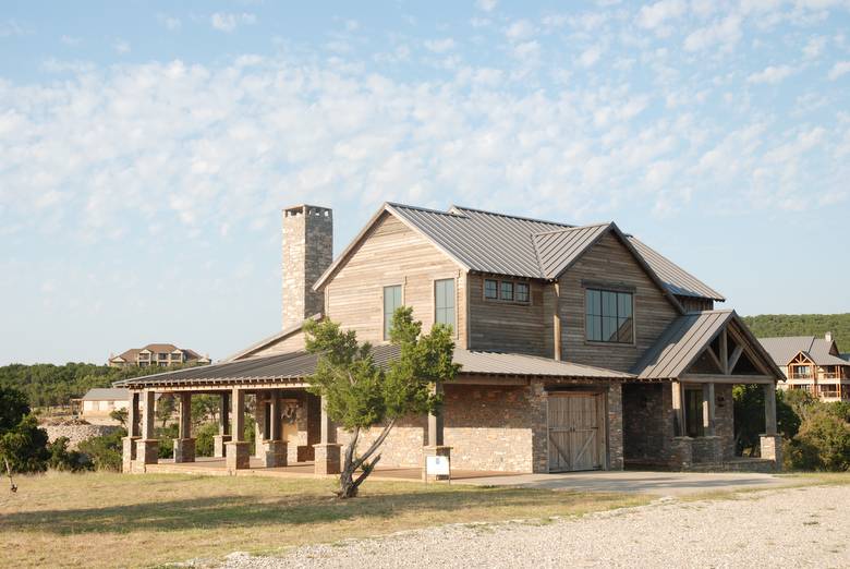 TWII Weathered Timbers, Barnwood Rafters and Coverboard Siding