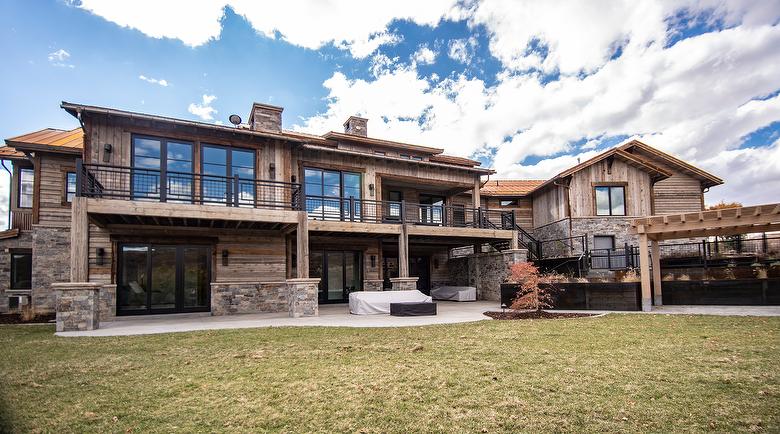 WeatheredBlend Timbers and NatureAged Siding and Soffit