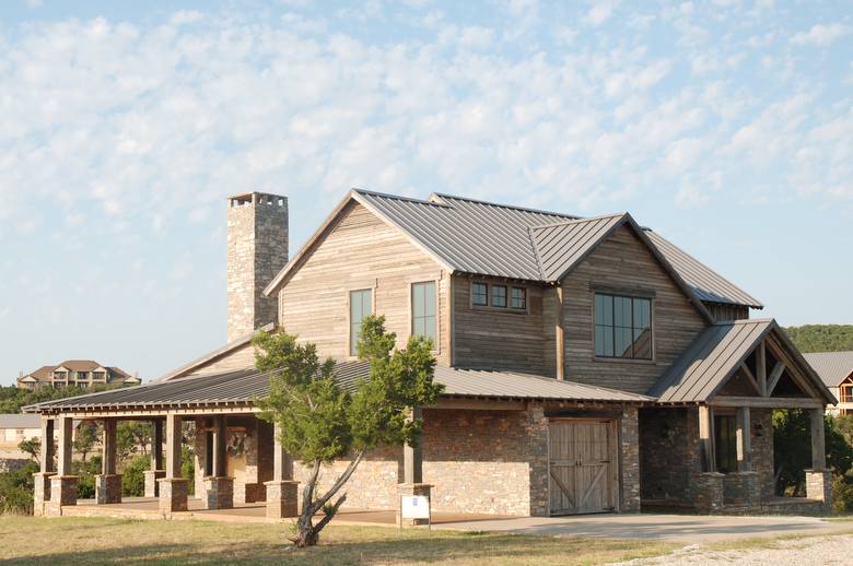 TWII Weathered Timbers, Barnwood Rafters and Coverboard Siding